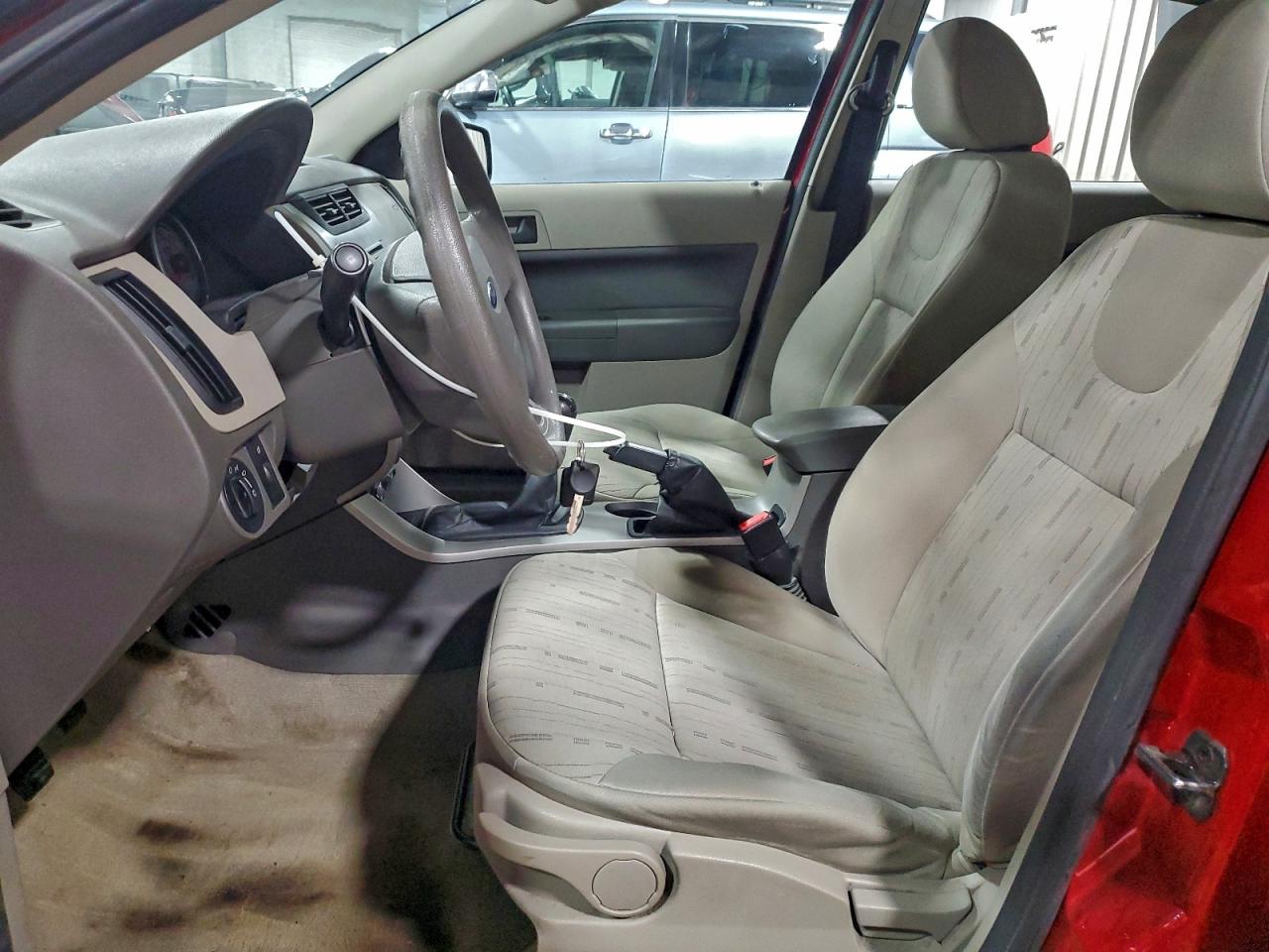 2009 FORD FOCUS SE photo 7