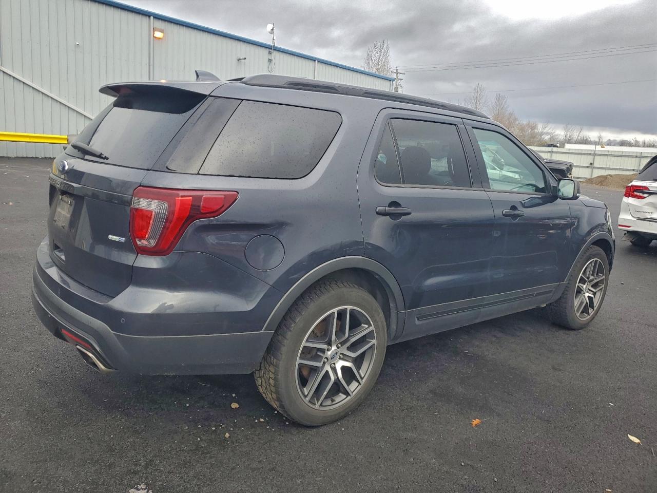 2017 FORD EXPLORER SPORT photo 3