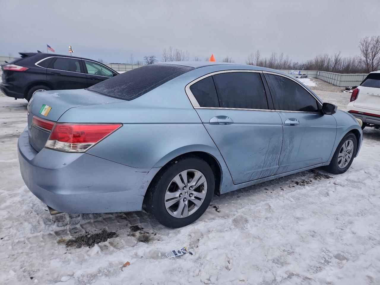 2011 HONDA ACCORD LXP photo 3