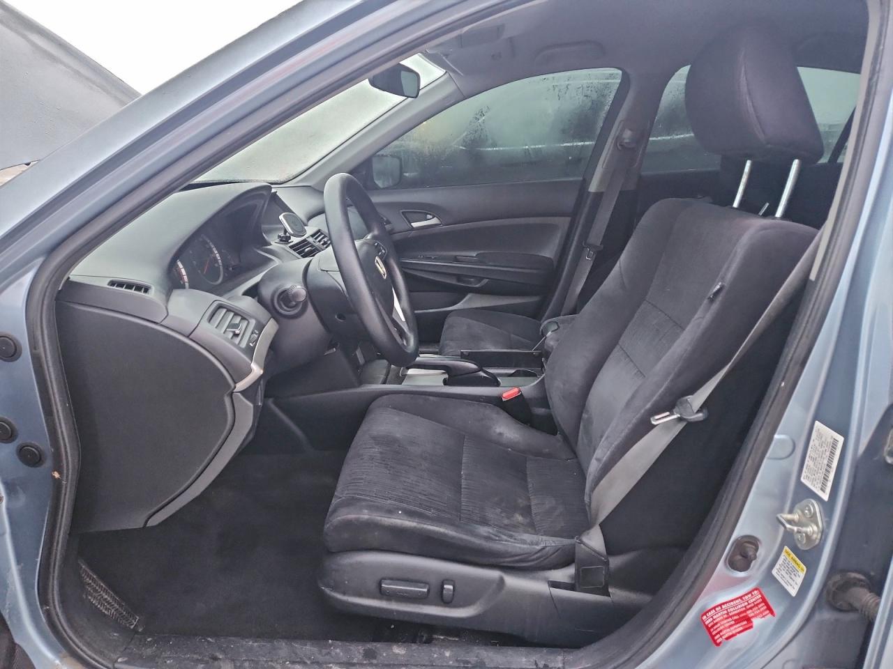 2011 HONDA ACCORD LXP photo 7