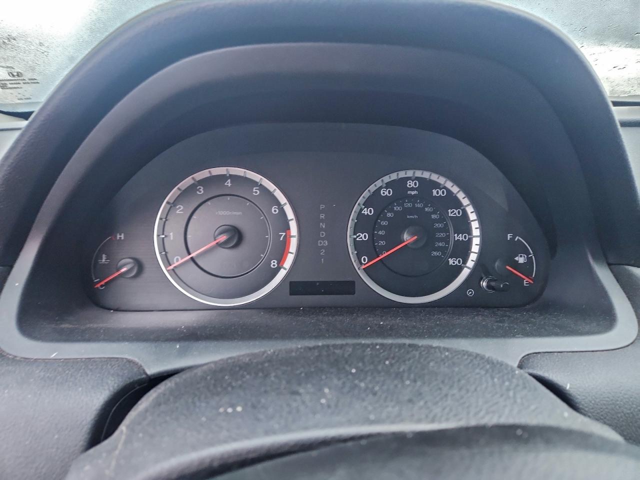 2011 HONDA ACCORD LXP photo 9