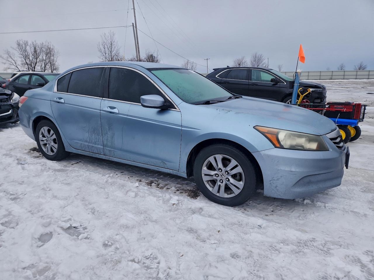 2011 HONDA ACCORD LXP photo 4