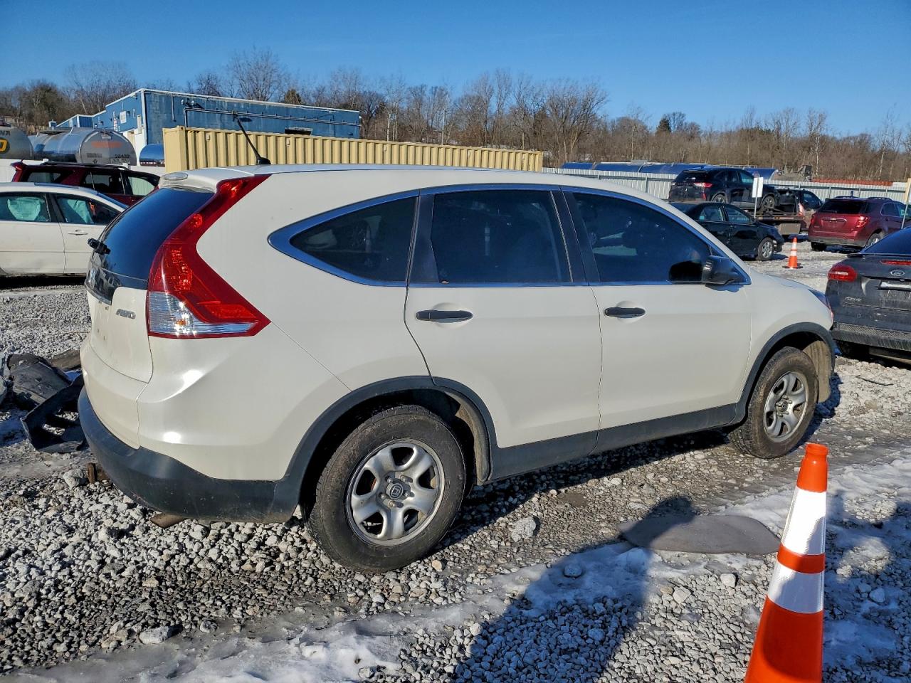 2014 HONDA CR-V LX photo 3