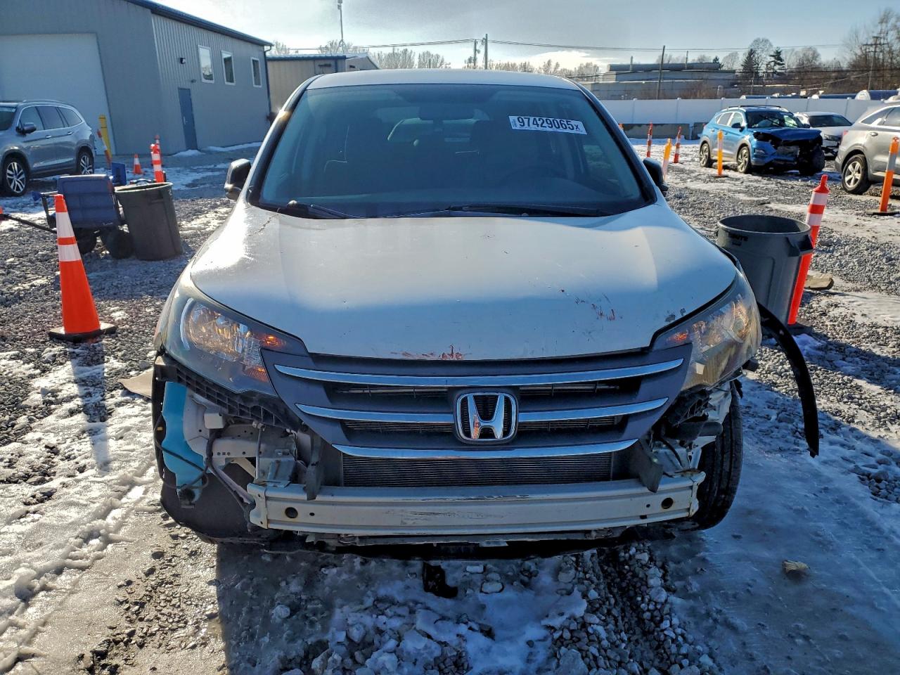 2014 HONDA CR-V LX photo 5