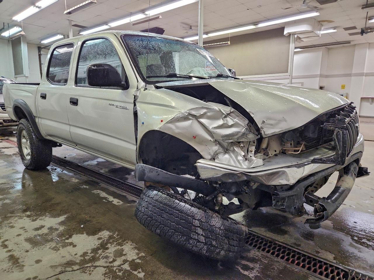 2001 TOYOTA TACOMA DOUBLE CAB photo 4
