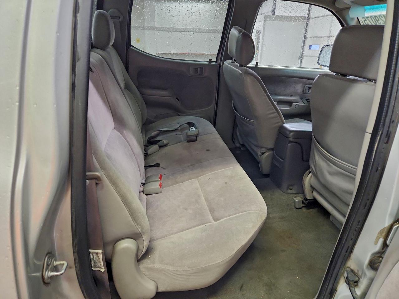 2001 TOYOTA TACOMA DOUBLE CAB photo 10