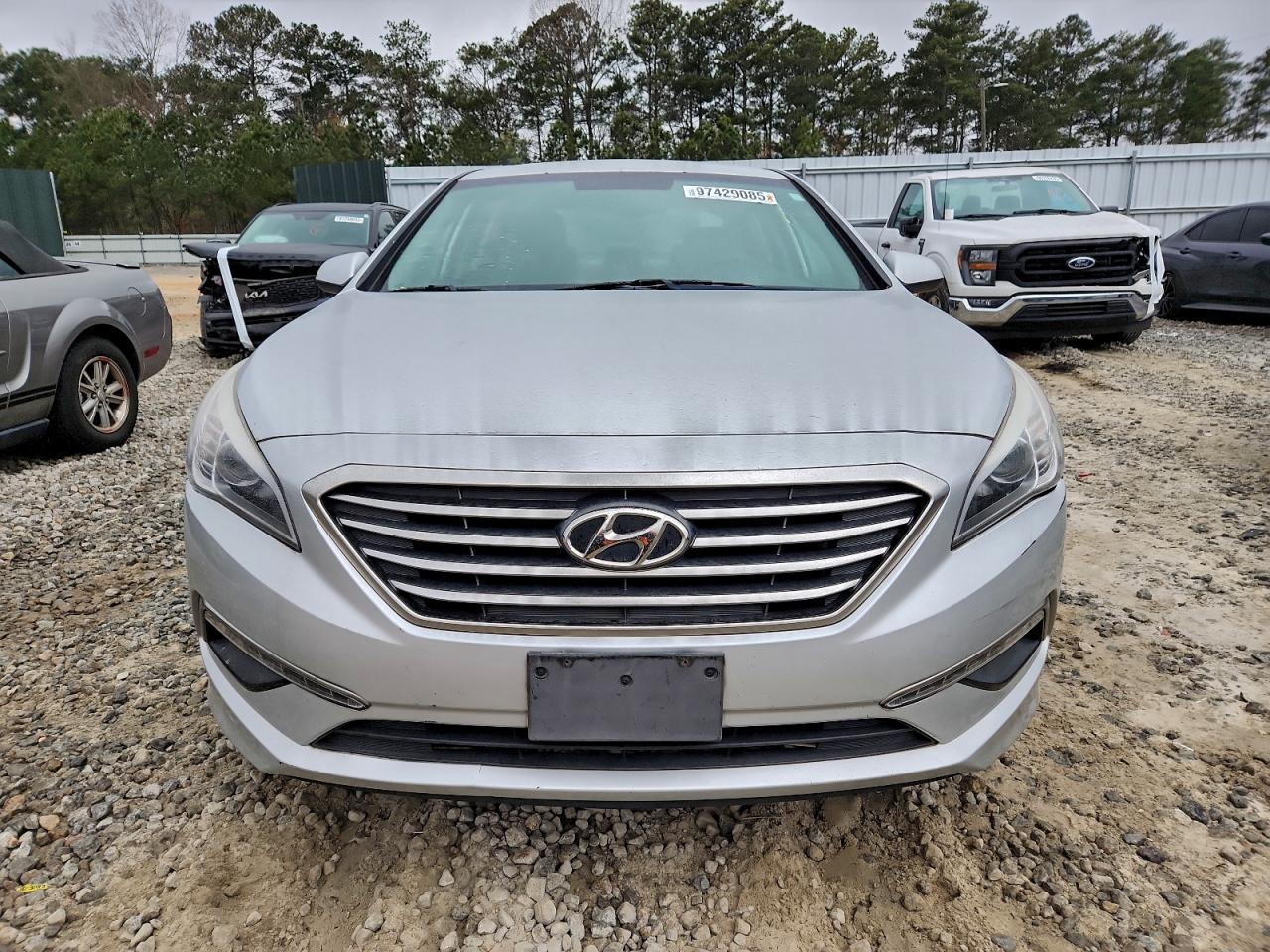 2015 HYUNDAI SONATA SE photo 5