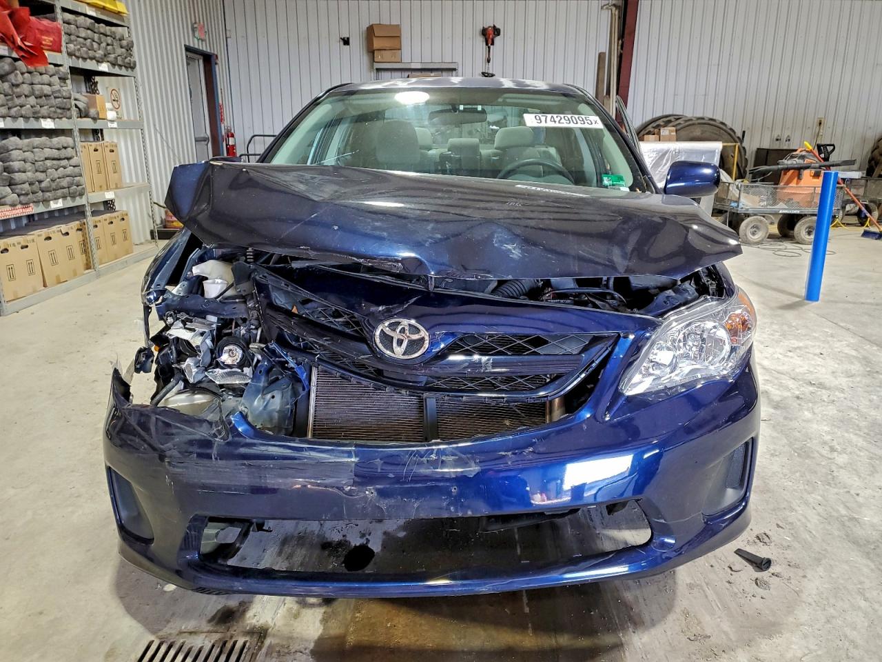 2012 TOYOTA COROLLA BASE photo 5