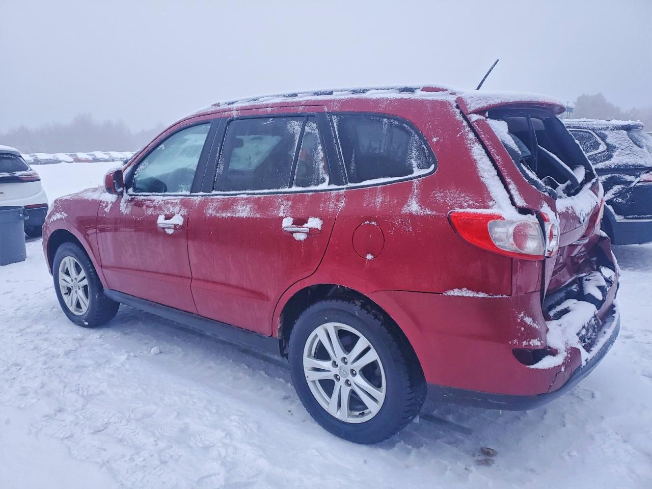2012 HYUNDAI SANTA FE SE photo 2