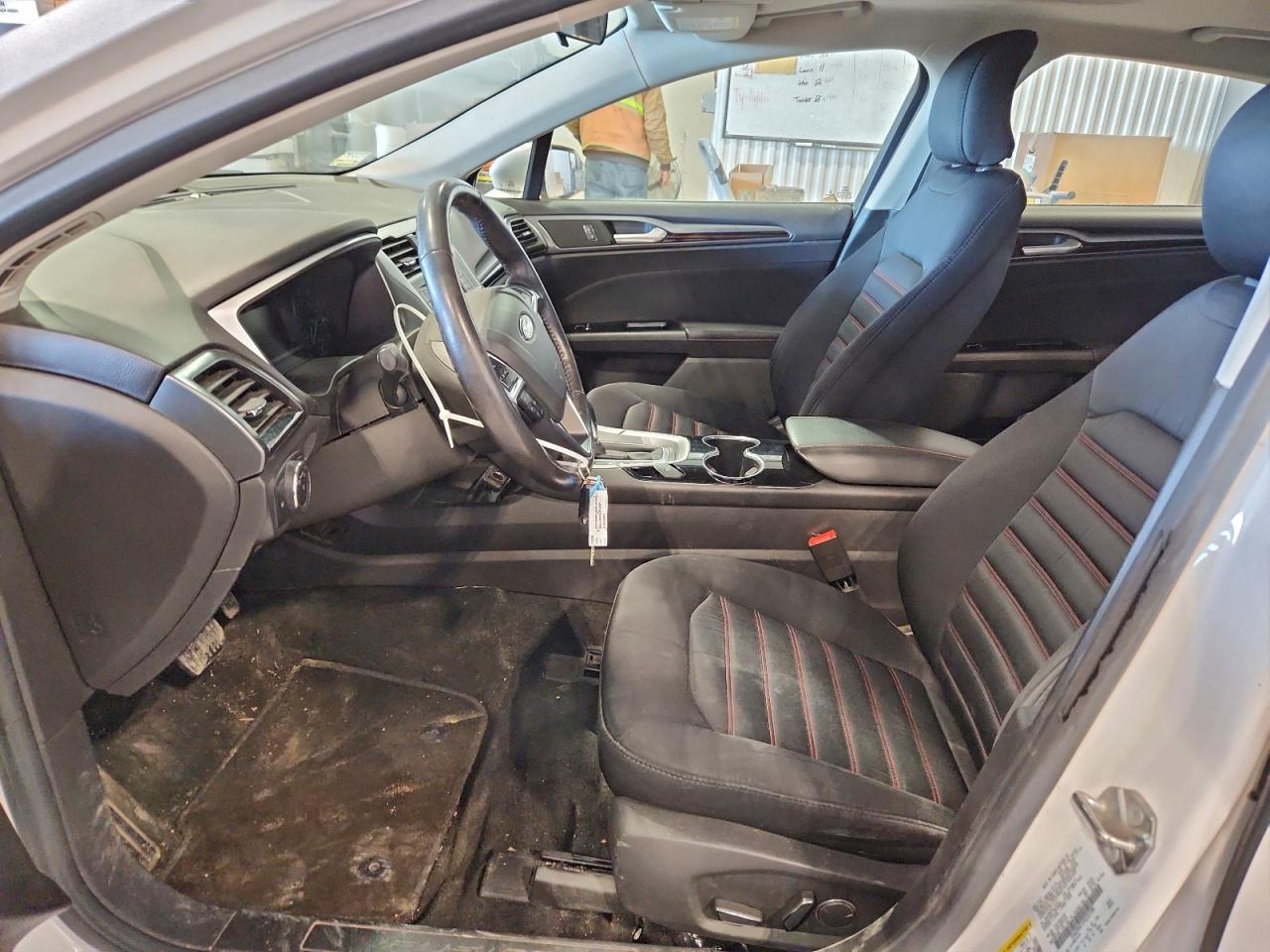 2015 FORD FUSION SE photo 7