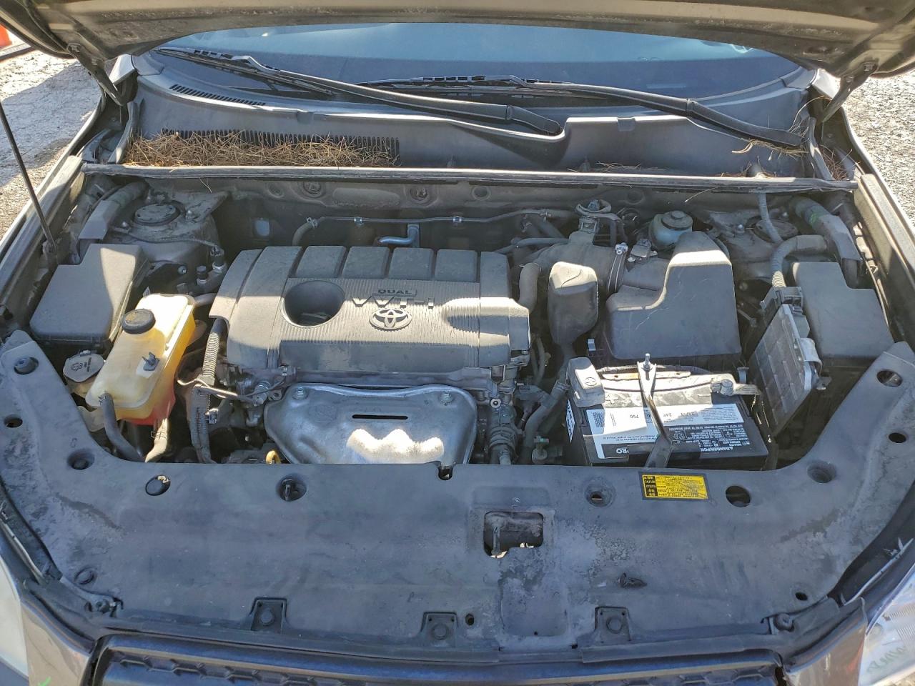 2012 TOYOTA RAV4 photo 12