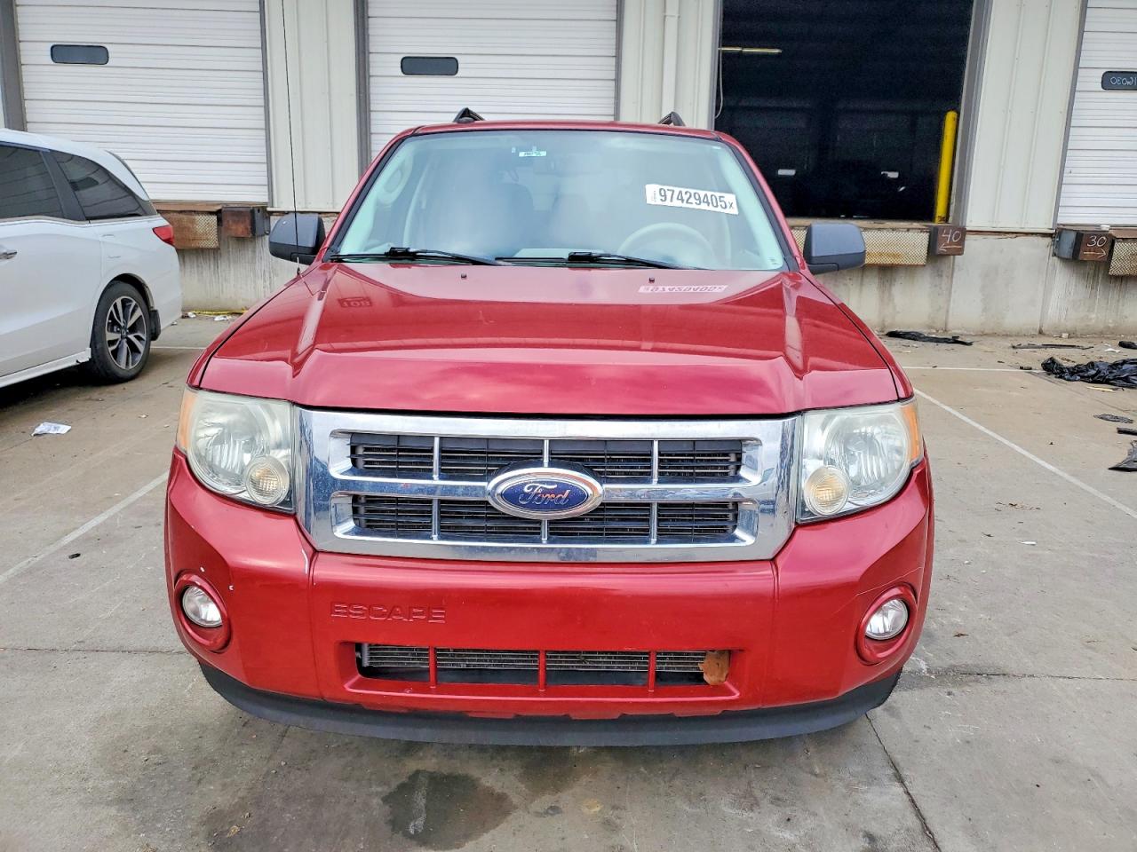 2010 FORD ESCAPE XLT photo 5