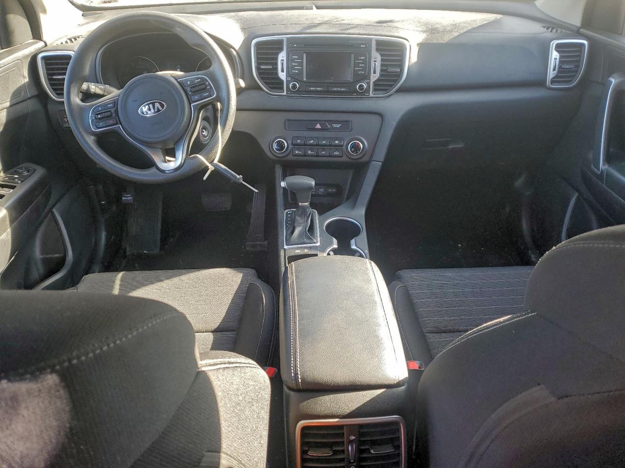 2018 KIA SPORTAGE LX photo 8
