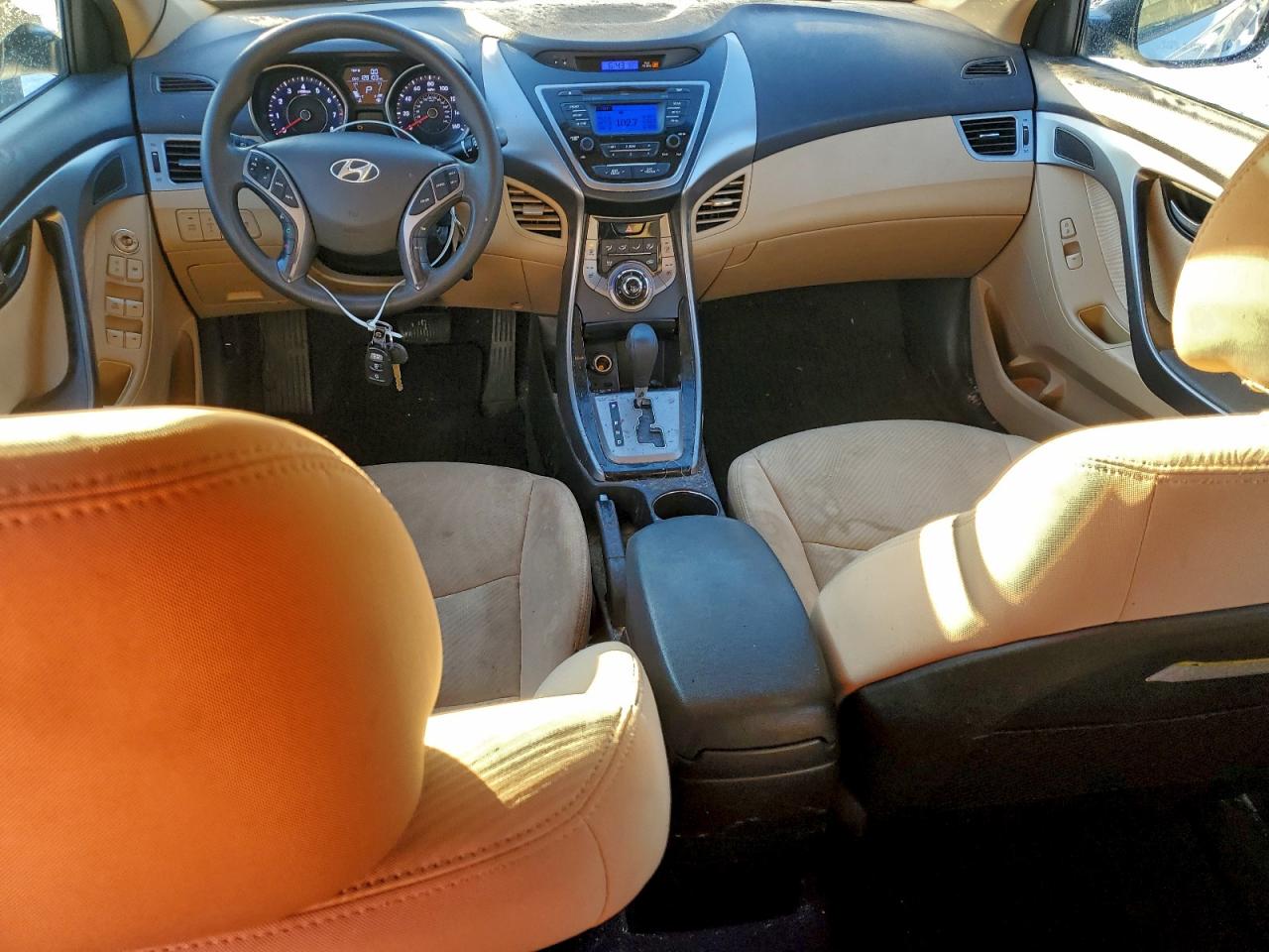 2013 HYUNDAI ELANTRA GLS photo 8