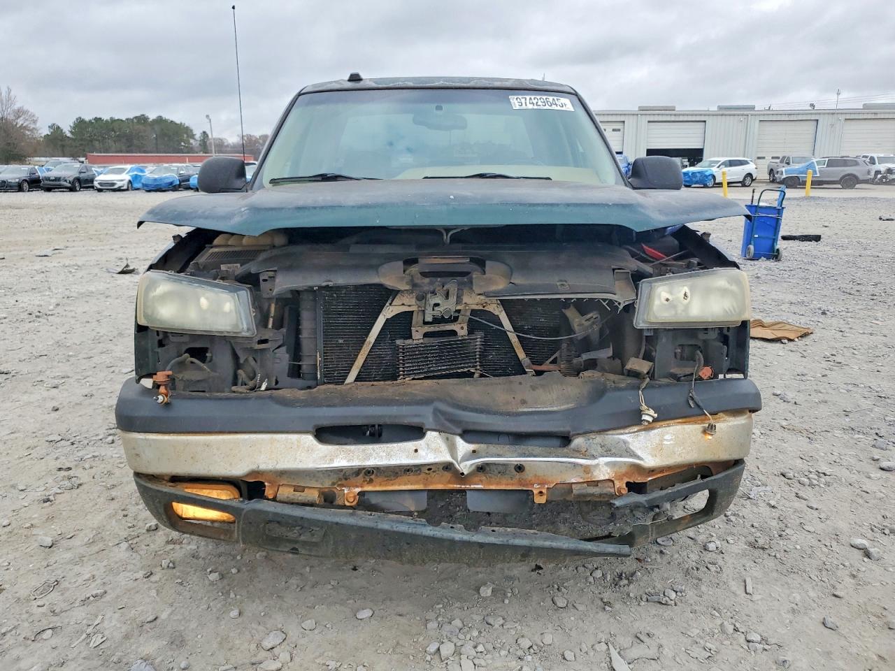2004 CHEVROLET SILVERADO C1500 photo 5