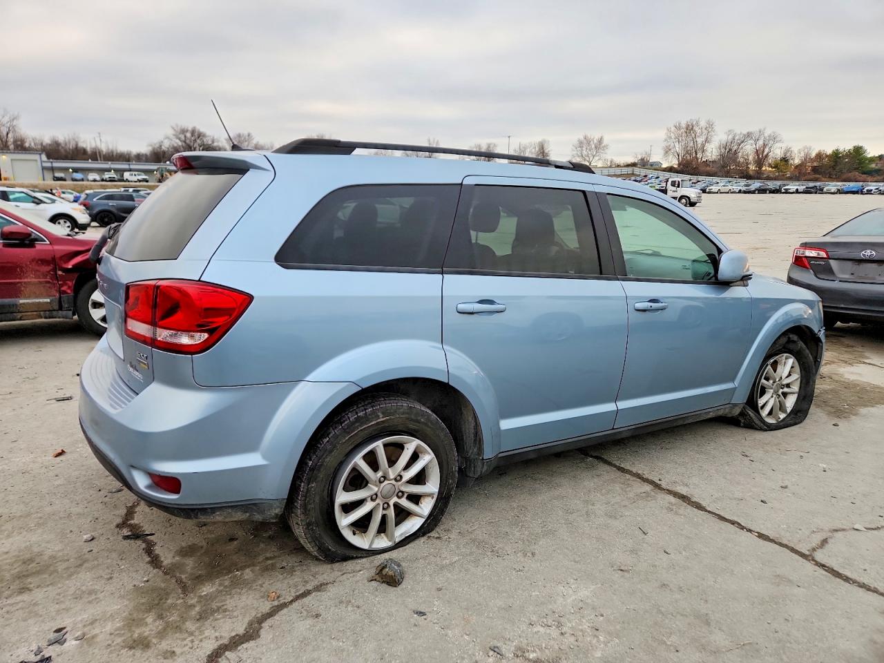 2013 DODGE JOURNEY SXT photo 3