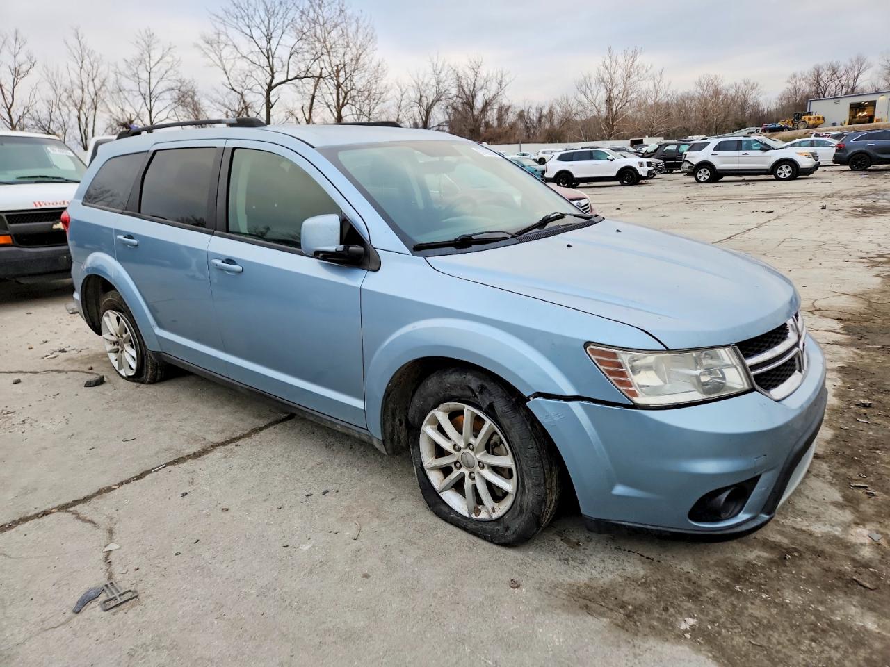 2013 DODGE JOURNEY SXT photo 4