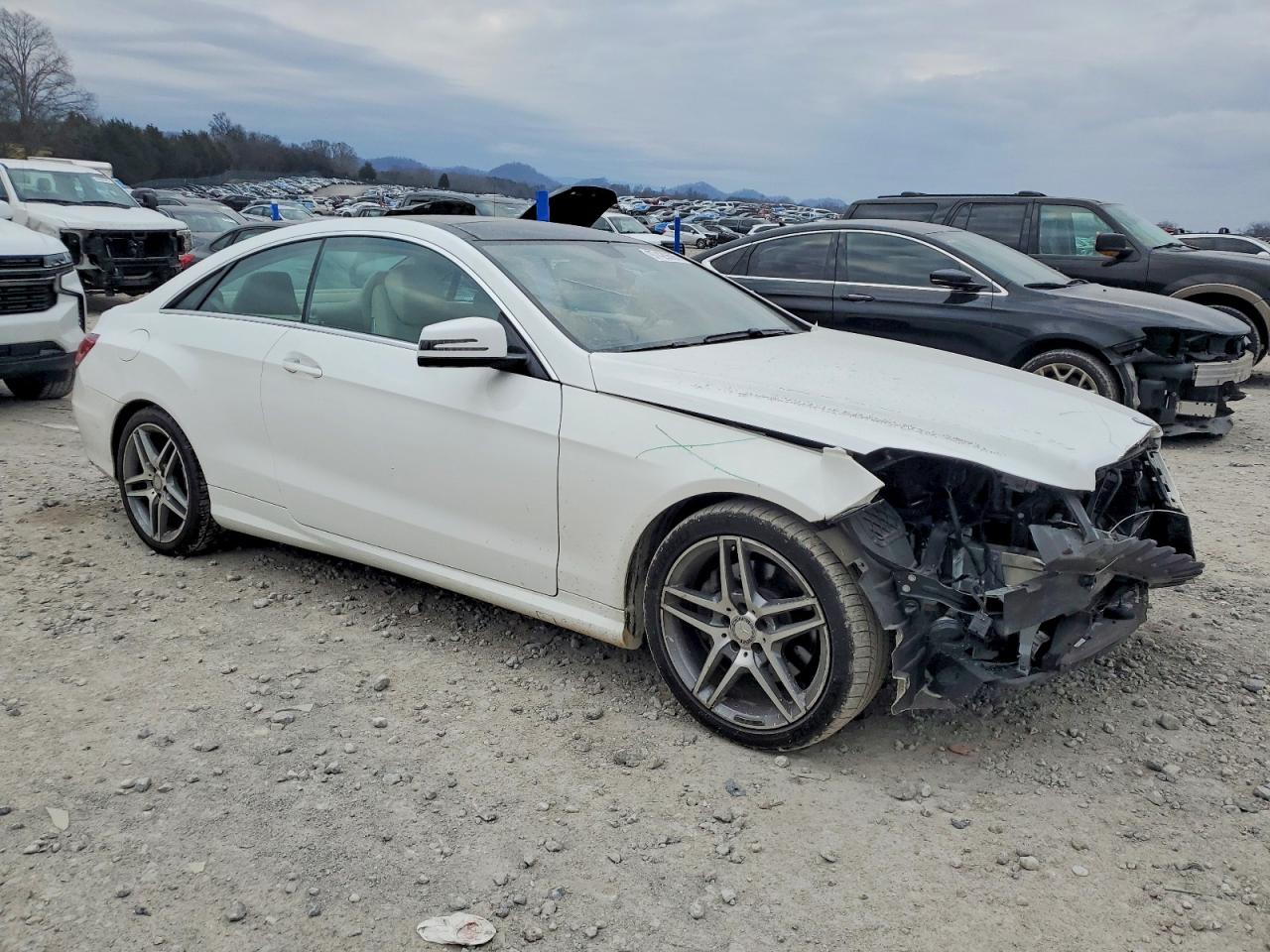 2016 MERCEDES-BENZ E 400 photo 4