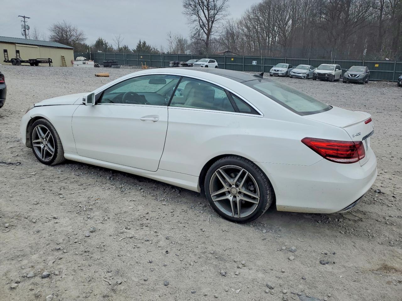 2016 MERCEDES-BENZ E 400 photo 2