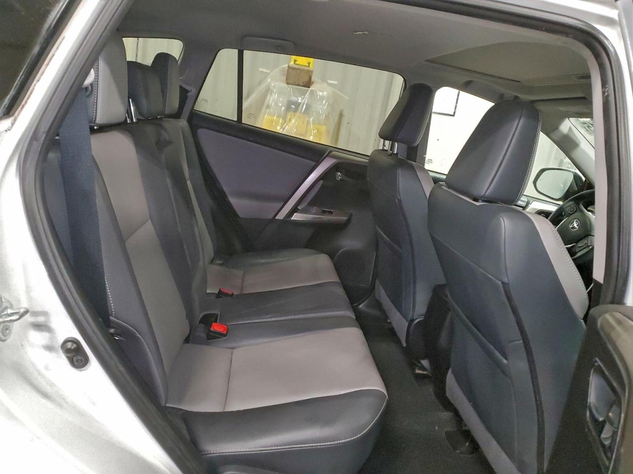 2015 TOYOTA RAV4 LIMITED photo 11