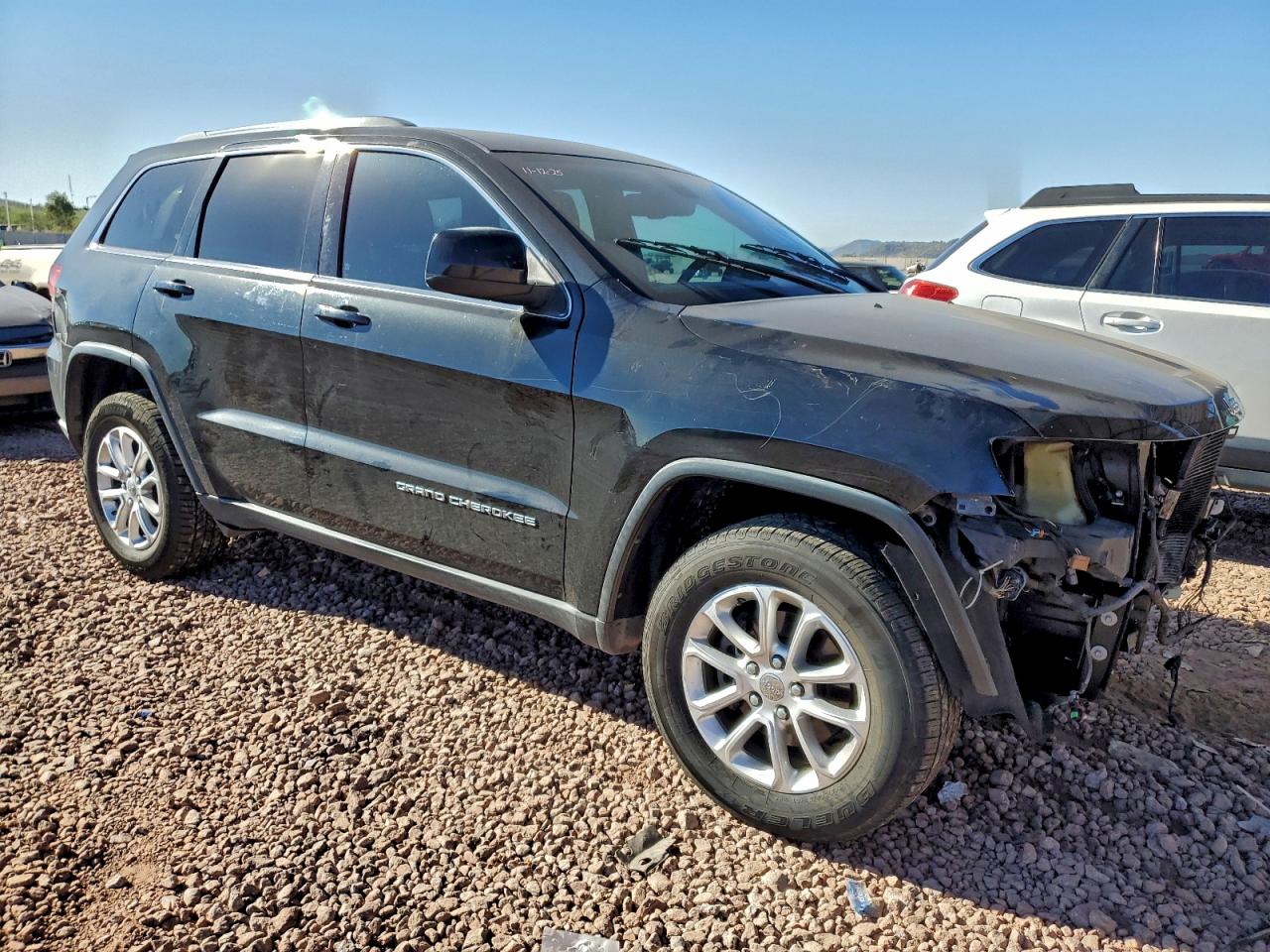 2014 JEEP GRAND CHEROKEE LAREDO photo 4