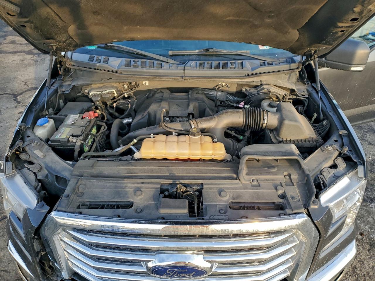 2017 FORD F150 SUPERCREW photo 11