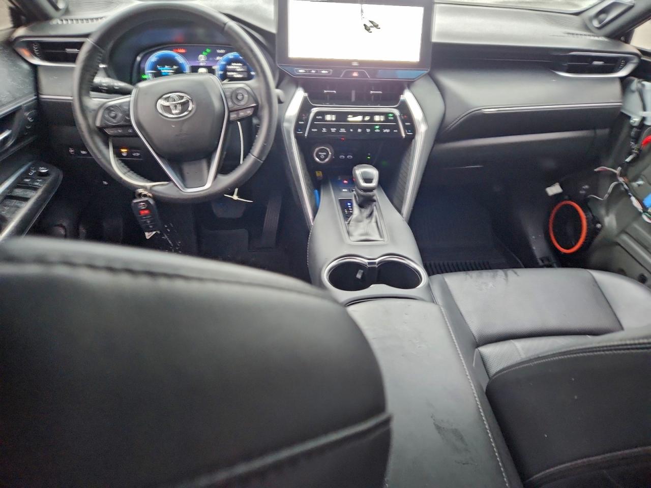 2023 TOYOTA VENZA LE photo 8