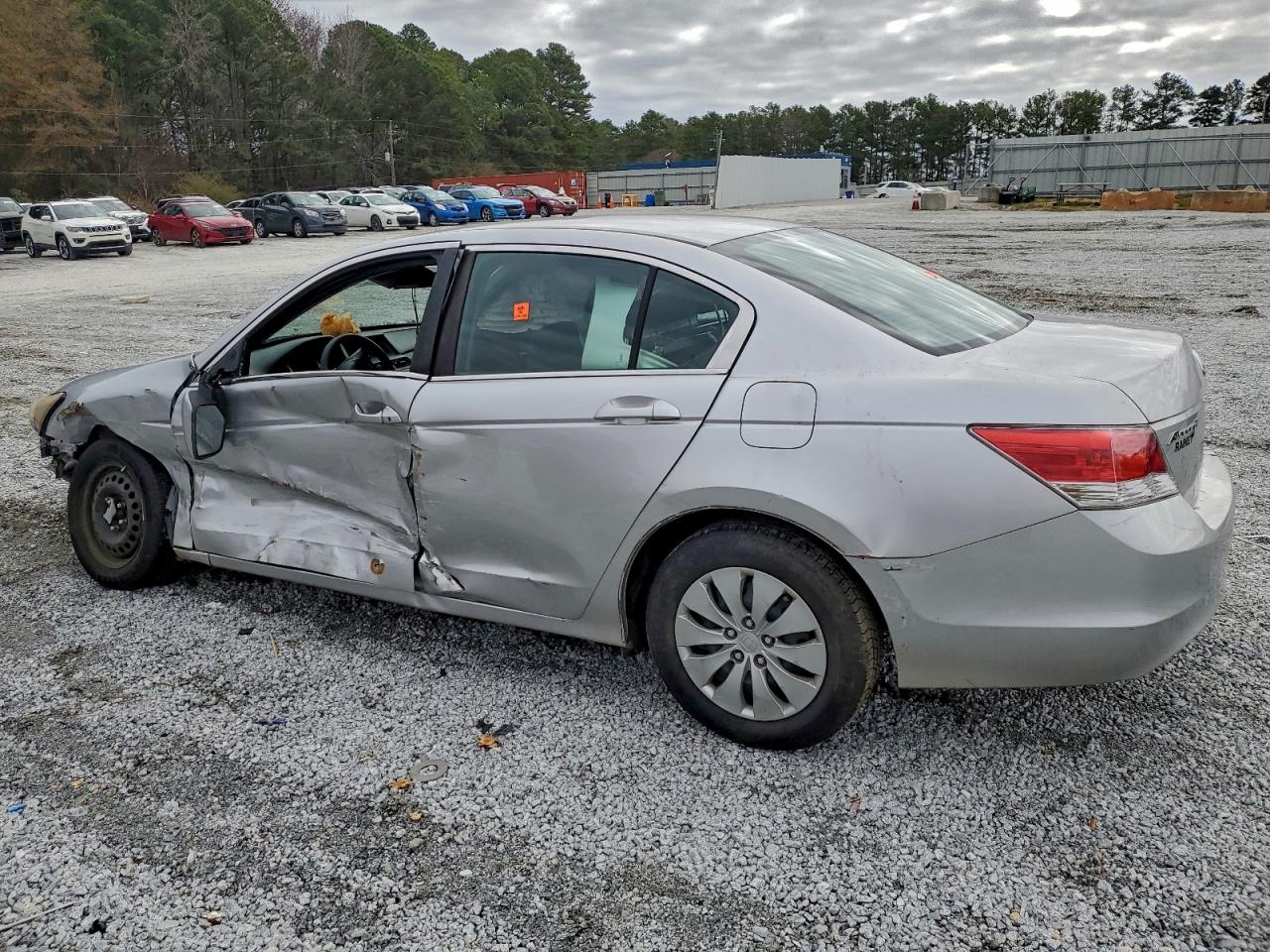 2010 HONDA ACCORD LX photo 2