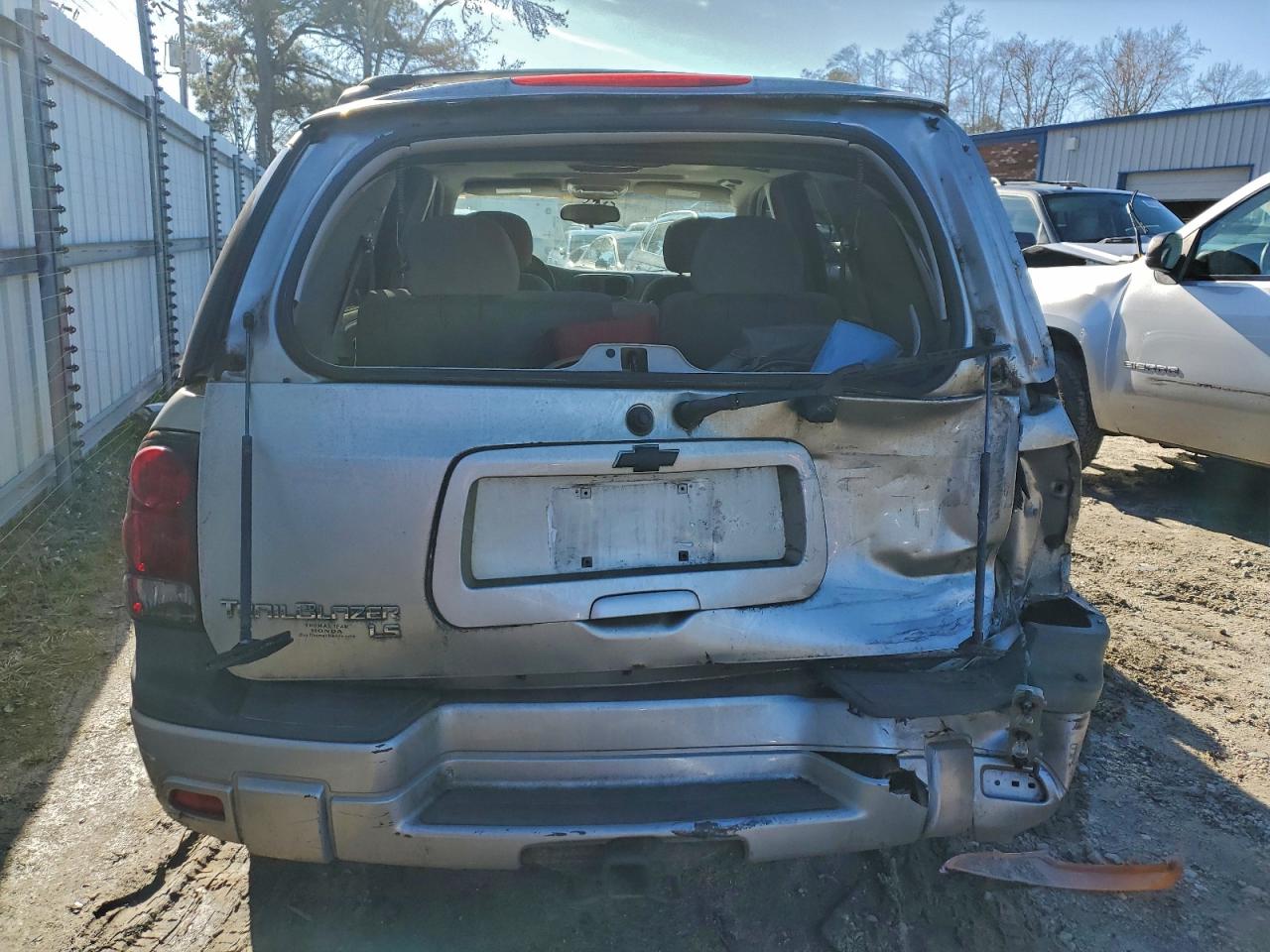 2005 CHEVROLET TRAILBLAZER LS photo 6