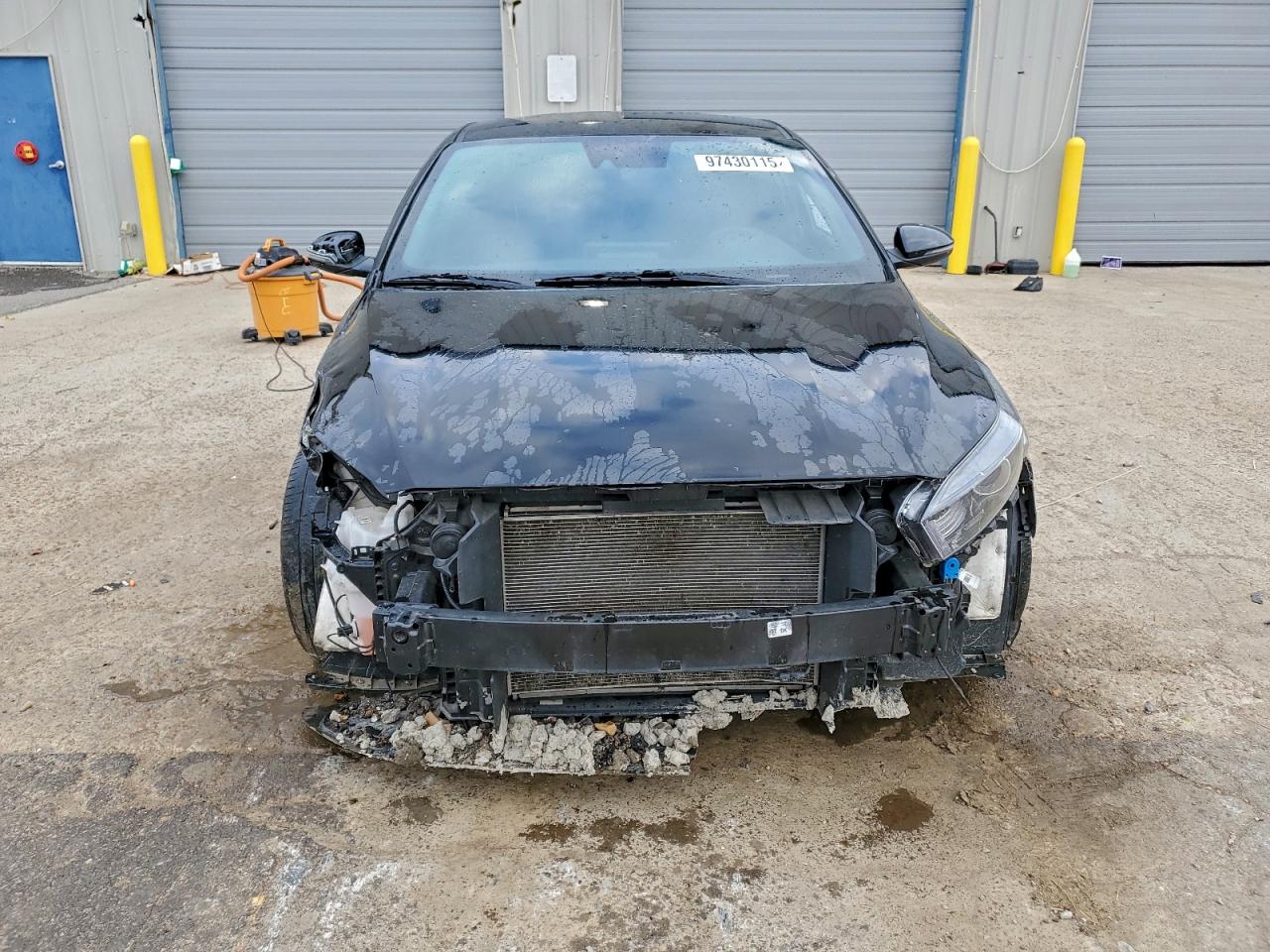 2023 KIA FORTE GT LINE photo 5