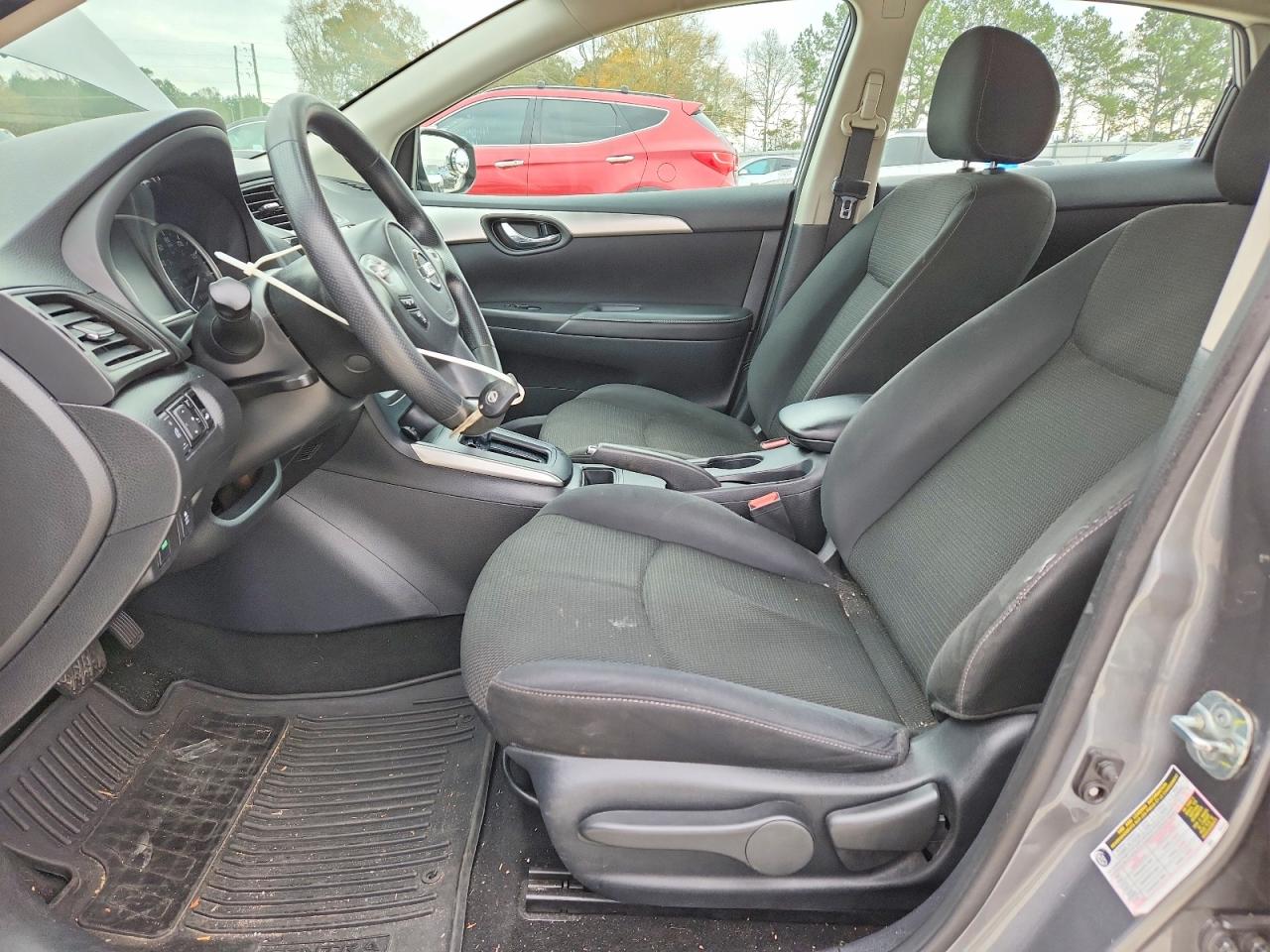 2019 NISSAN SENTRA S photo 7