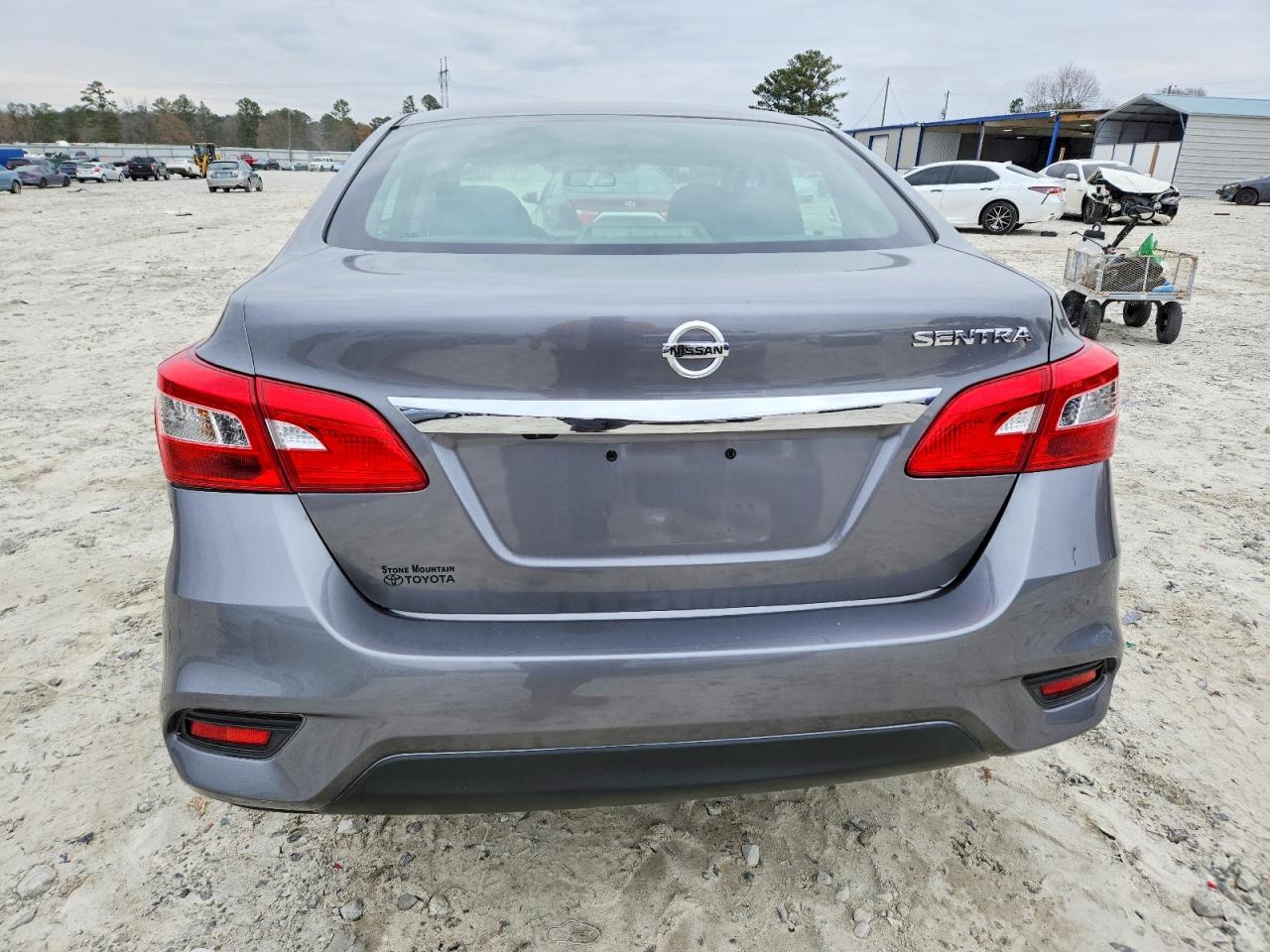 2019 NISSAN SENTRA S photo 6