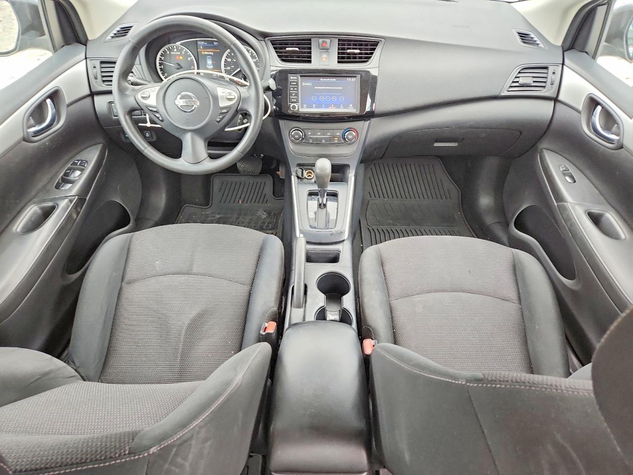 2019 NISSAN SENTRA S photo 8