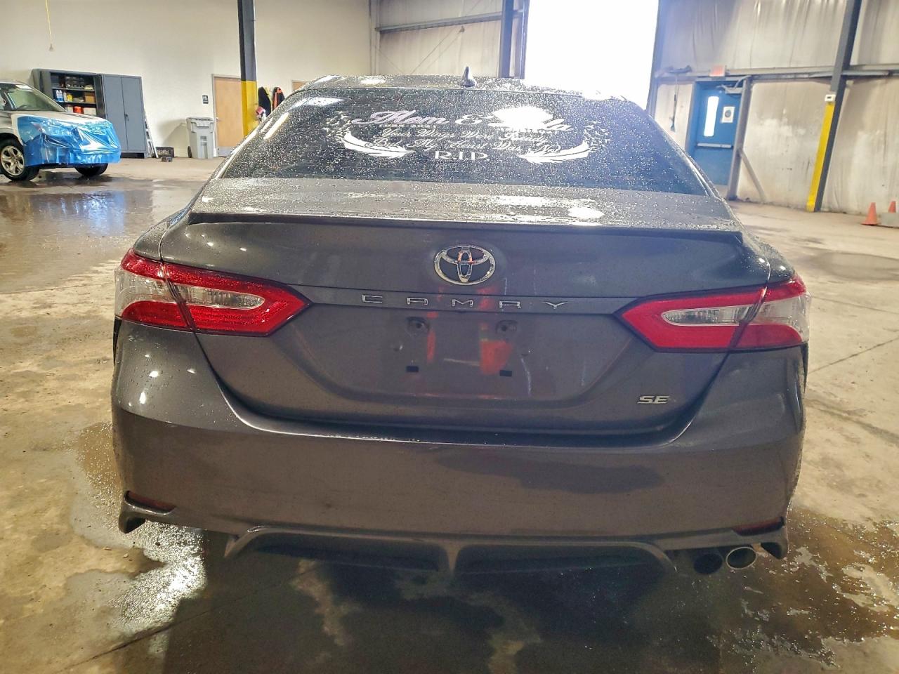 2020 TOYOTA CAMRY SE photo 6
