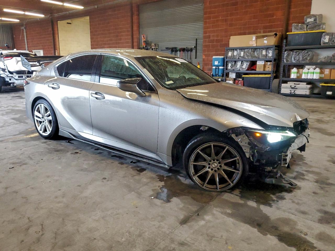 2021 LEXUS IS 300 photo 4