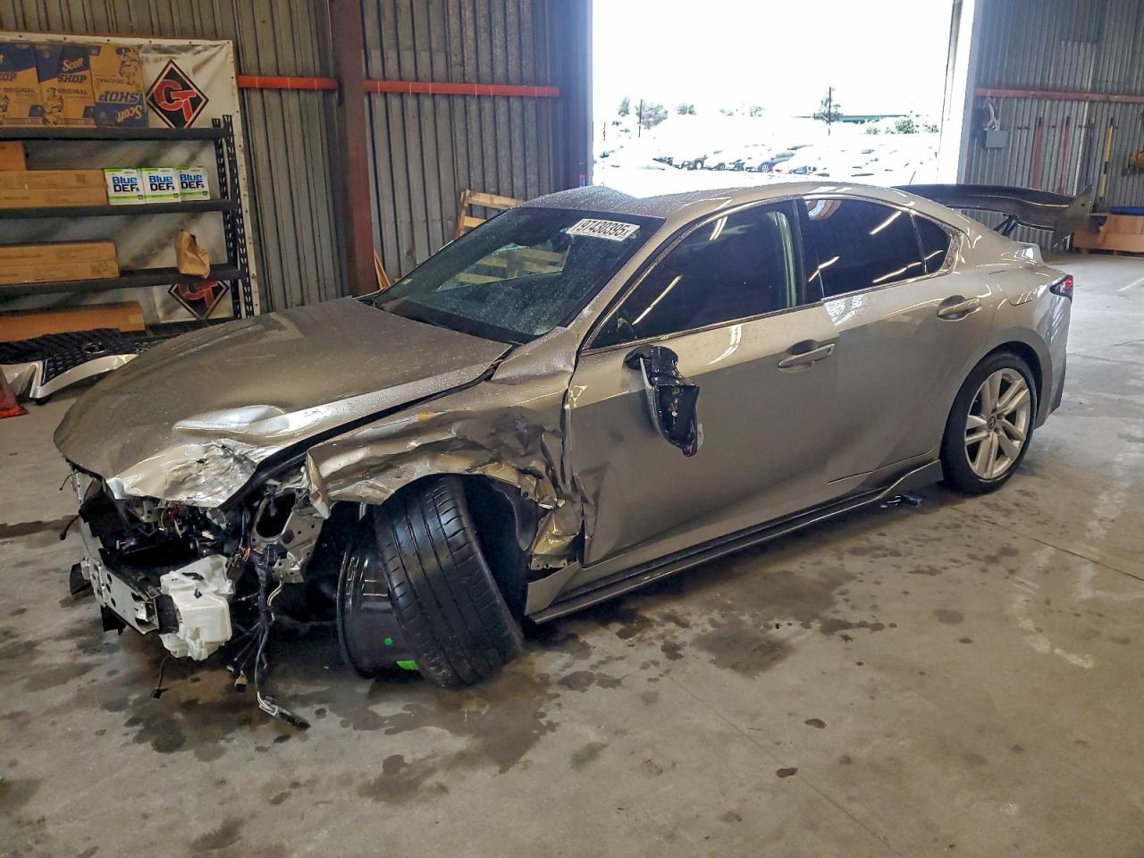 2021 LEXUS IS