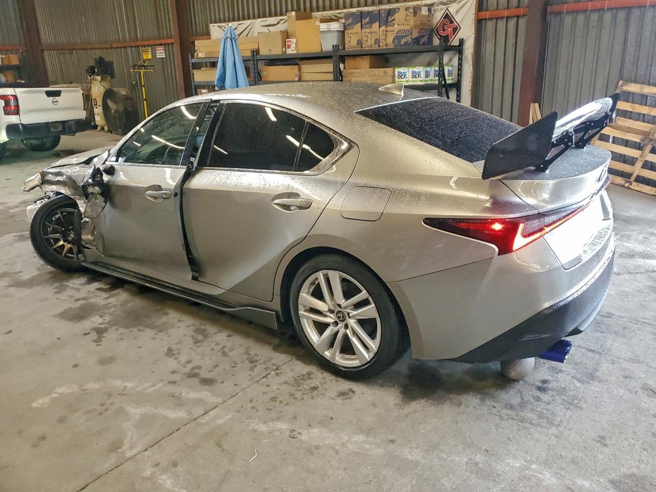 2021 LEXUS IS 300 photo 2