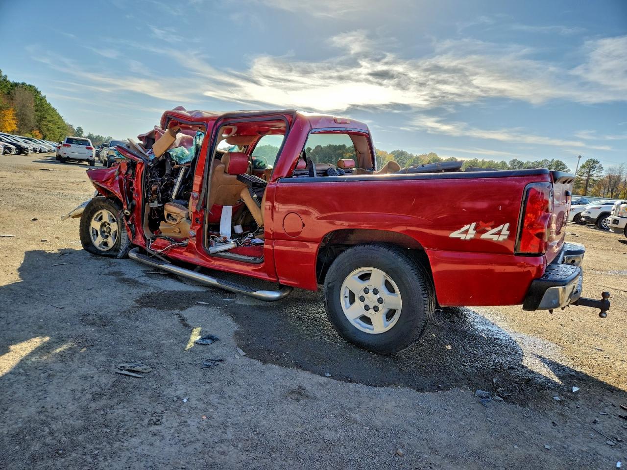 2006 CHEVROLET SILVERADO K1500 photo 2