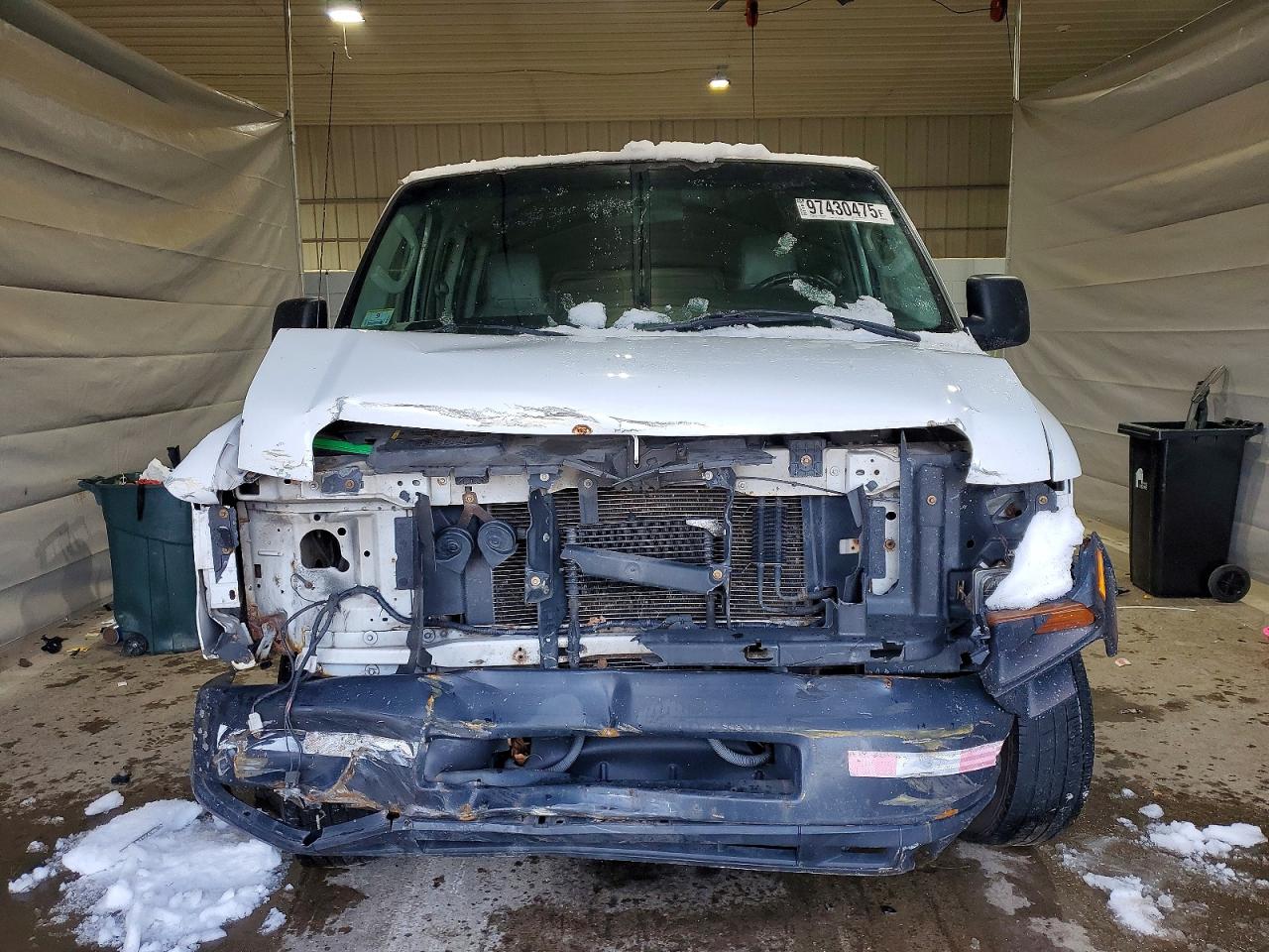 2010 FORD ECONOLINE E350 SUPER DUTY WAGON photo 5