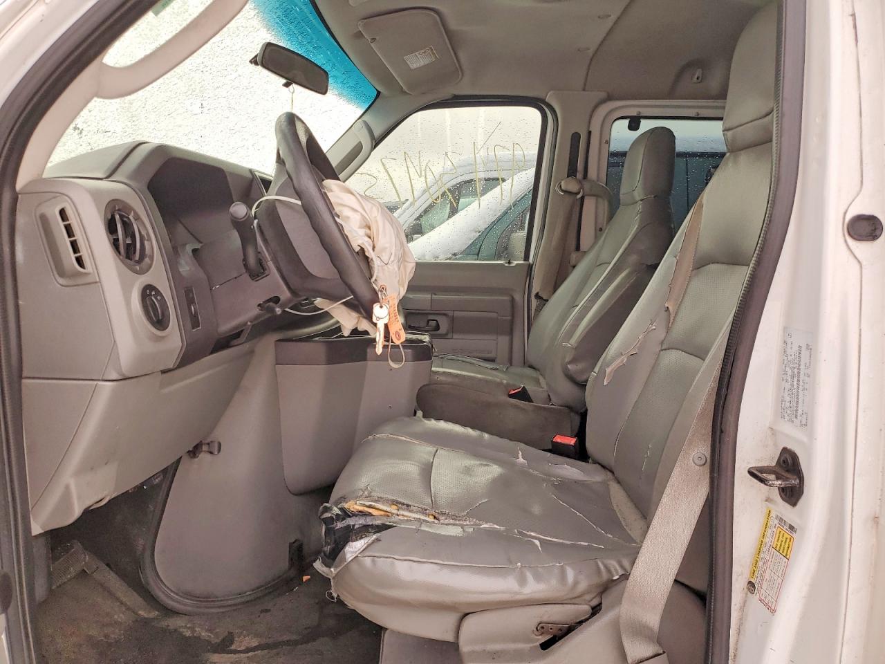 2010 FORD ECONOLINE E350 SUPER DUTY WAGON photo 7