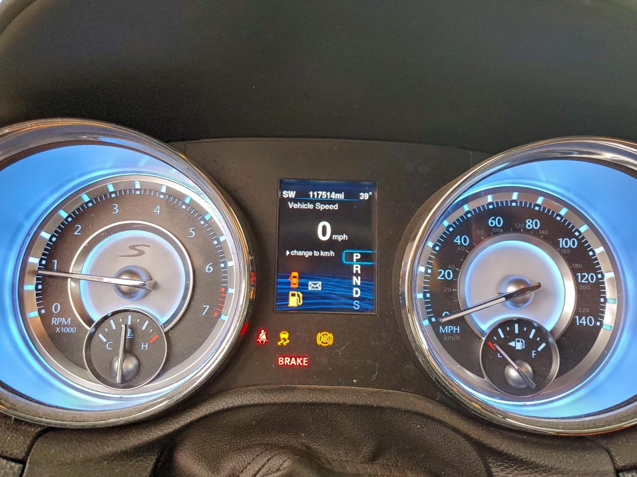 2014 CHRYSLER 300 S photo 9