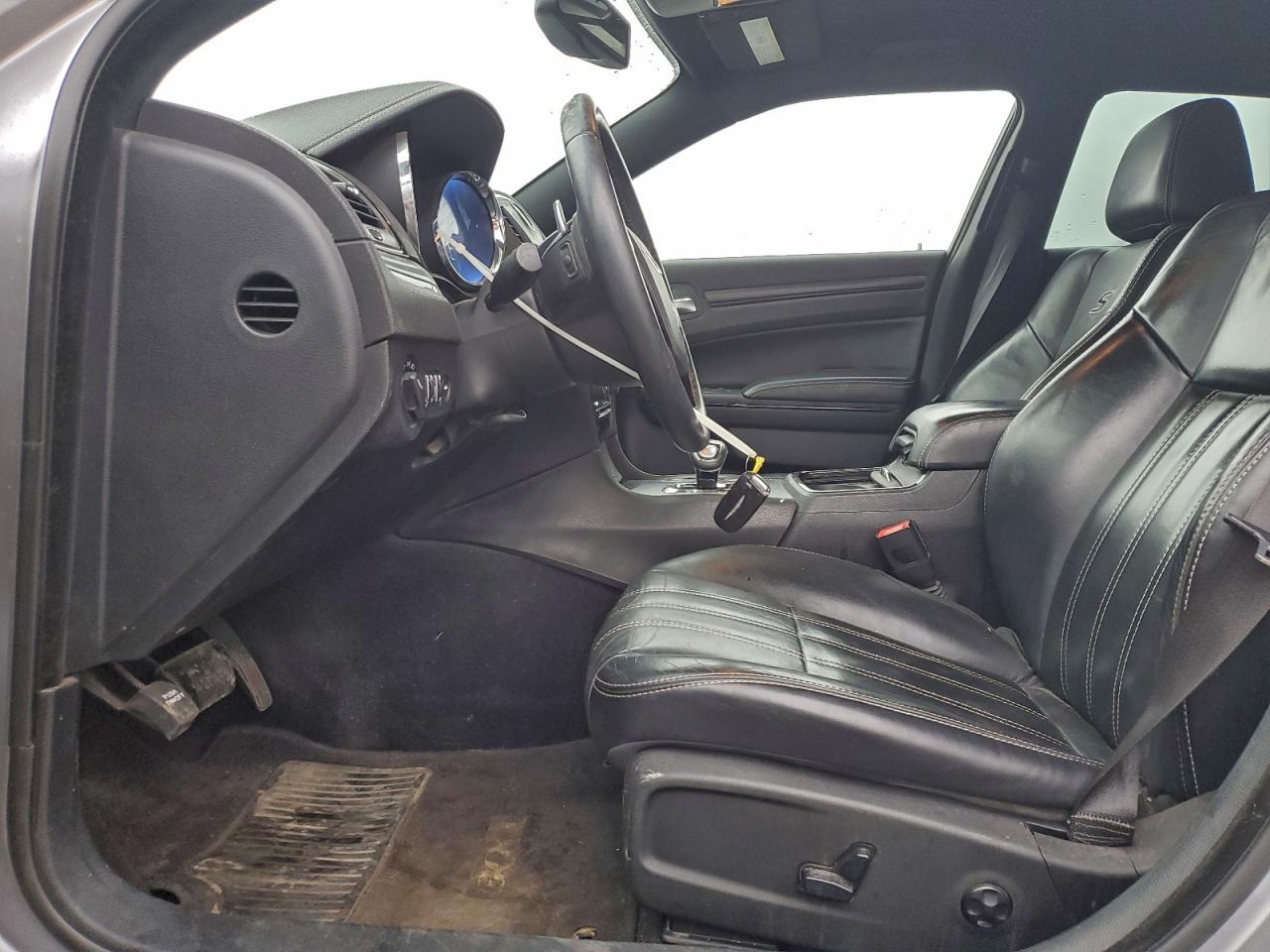 2014 CHRYSLER 300 S photo 7