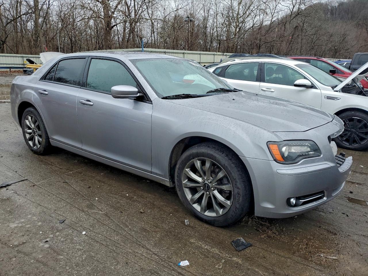 2014 CHRYSLER 300 S photo 4