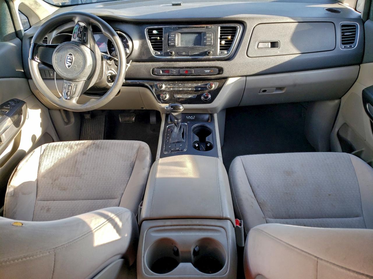 2016 KIA SEDONA photo 8