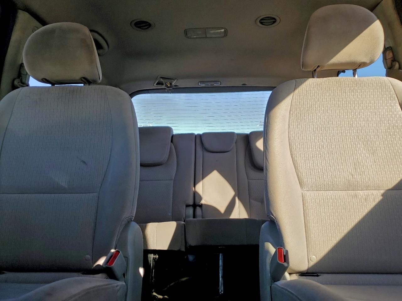 2016 KIA SEDONA photo 10
