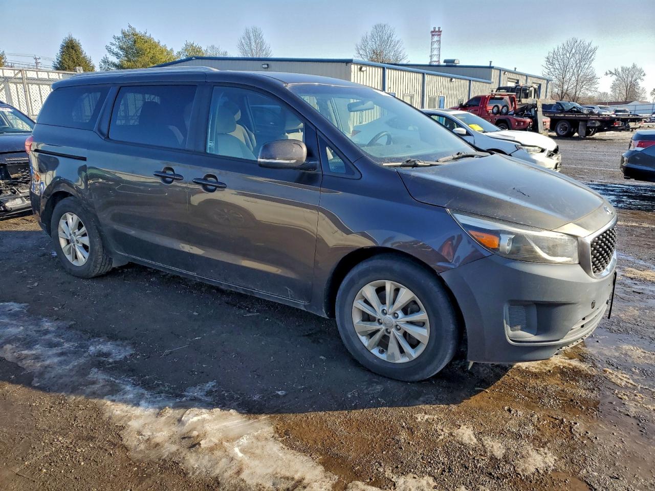 2016 KIA SEDONA photo 4