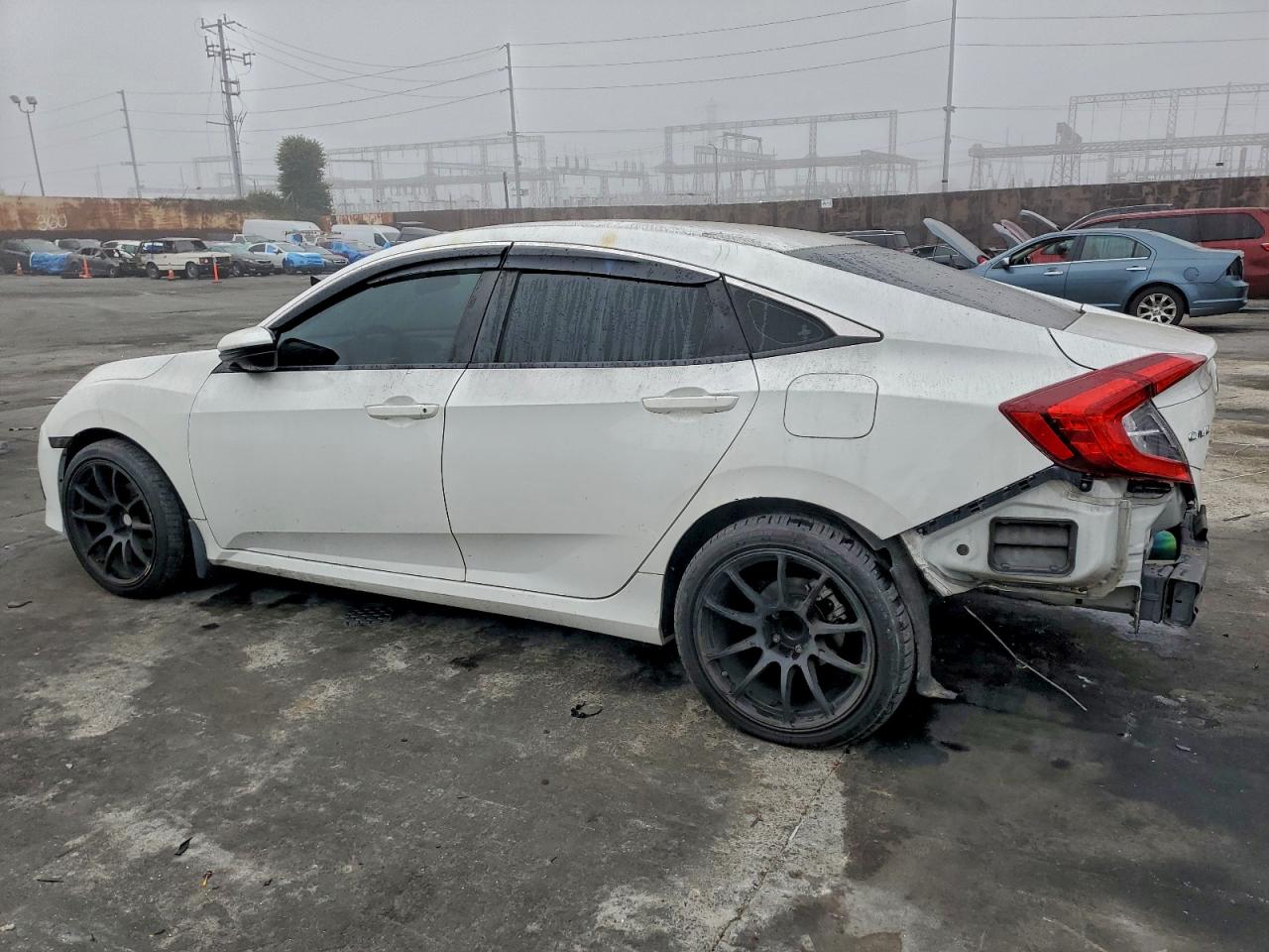 2016 HONDA CIVIC LX photo 2