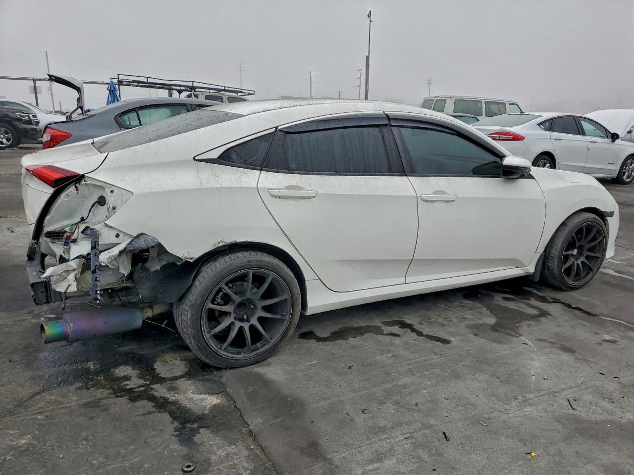2016 HONDA CIVIC LX photo 3