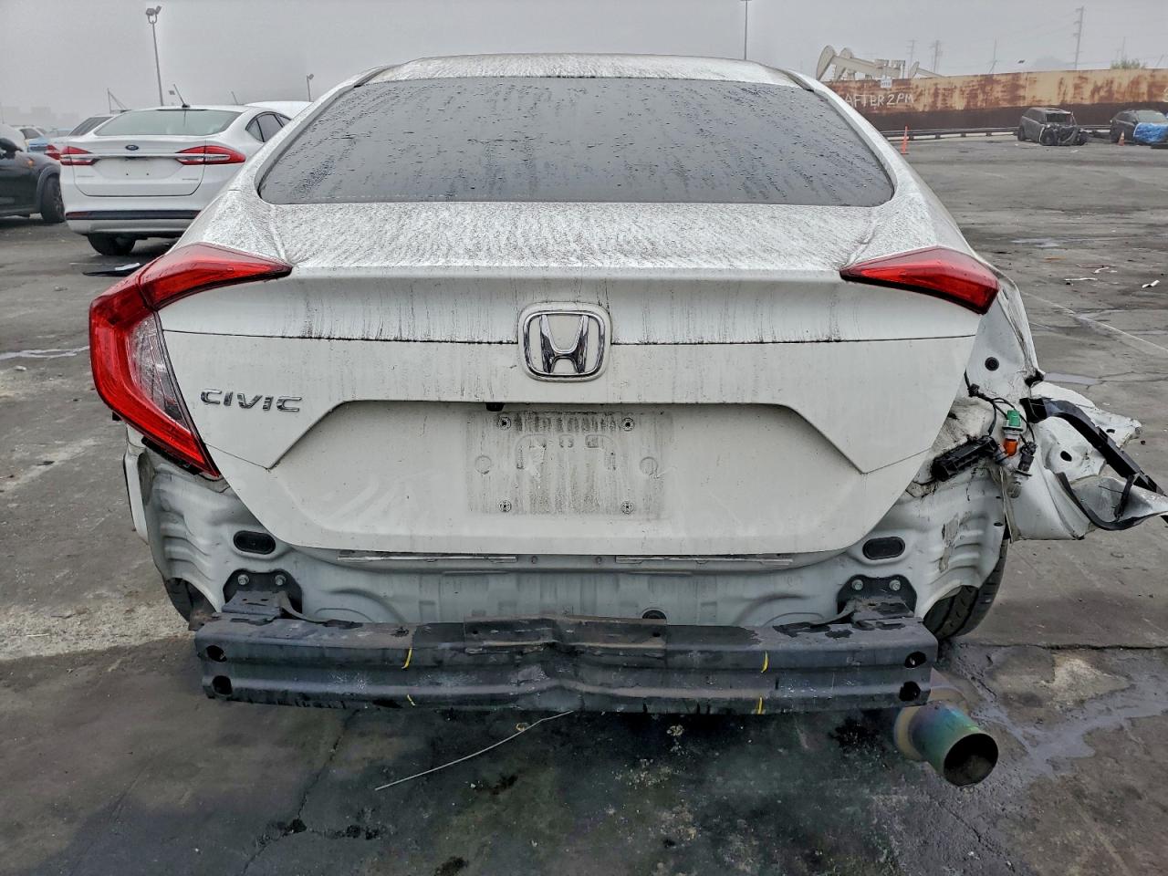 2016 HONDA CIVIC LX photo 6