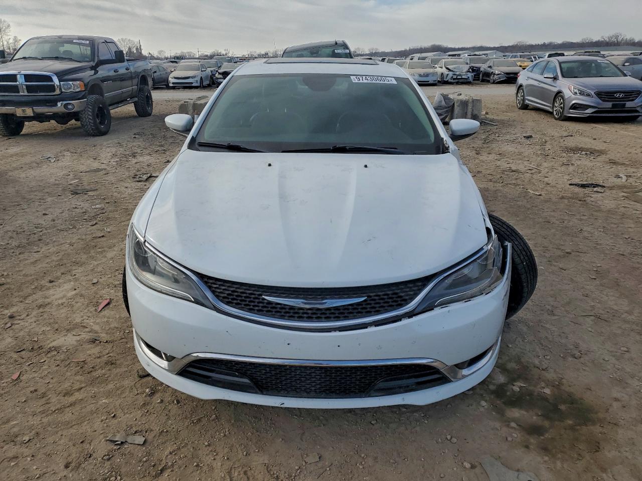 2015 CHRYSLER 200 C photo 5